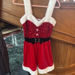Santa dress 🧑🏻‍🎄